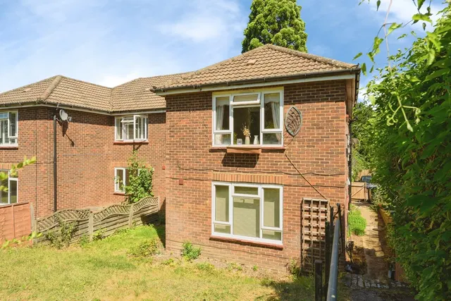 Hawkhirst Road, Kenley, CR8, photo 1