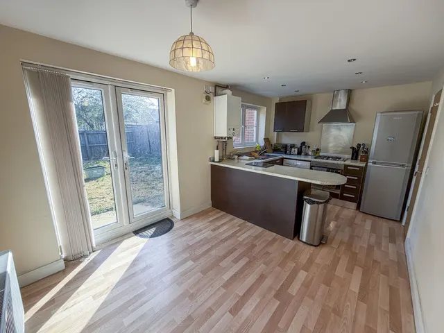 Woodleigh Close, Leicester, LE5, photo 3