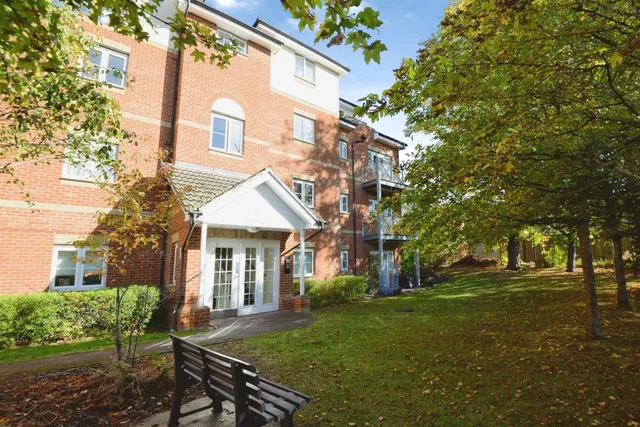 Coopers Rise, High Wycombe, HP13, photo 1