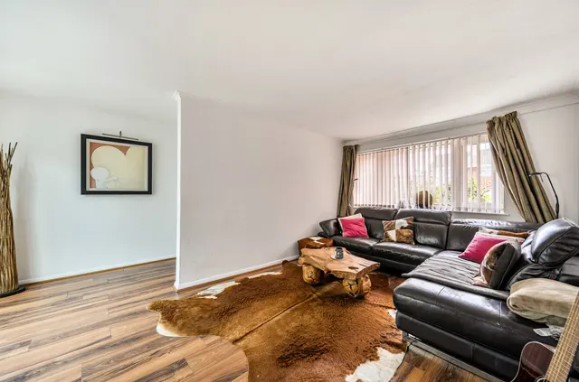 Sheridan Road, Frimley, GU16, photo 3