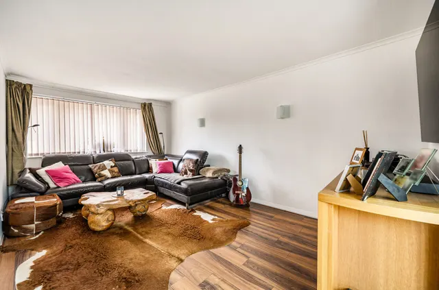 Sheridan Road, Frimley, GU16, photo 2