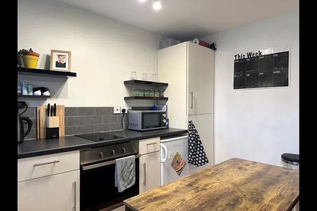 Blythe House, Bracknell, RG12, photo 2