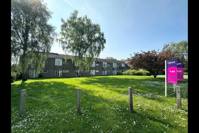 Blythe House, Bracknell, RG12, photo 1