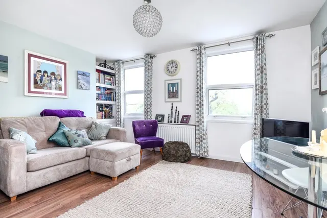 Battersea Rise, Battersea, London, SW11, photo 1