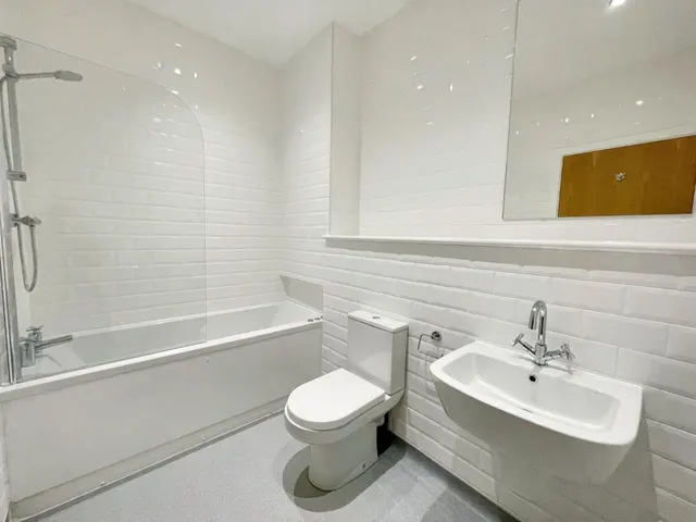 Lower Vickers Street, Manchester, M40, photo 3
