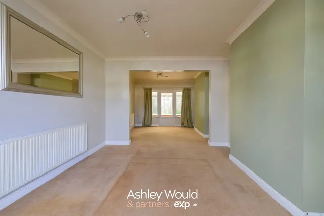 Windsor Close, Halesowen, B63, photo 3