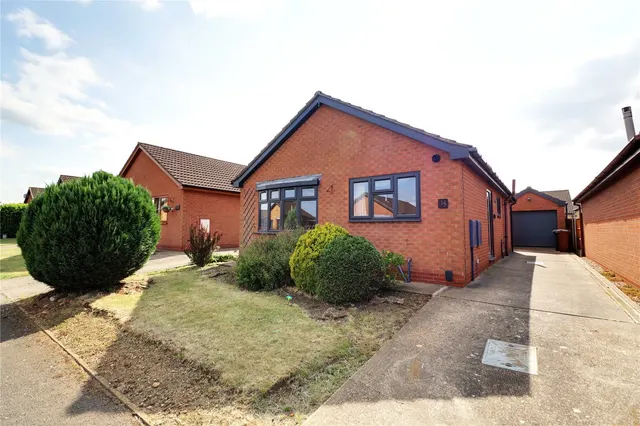 Allison Close, Messingham, DN17, photo 1