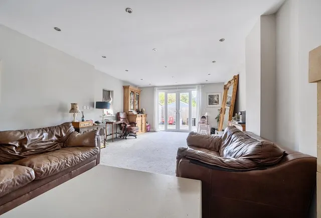 Bath Road, Bridgeyate, BS30, photo 1