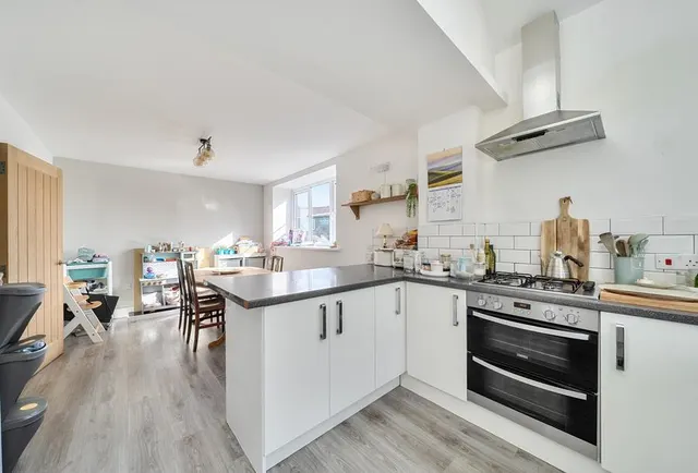 Bath Road, Bridgeyate, BS30, photo 2