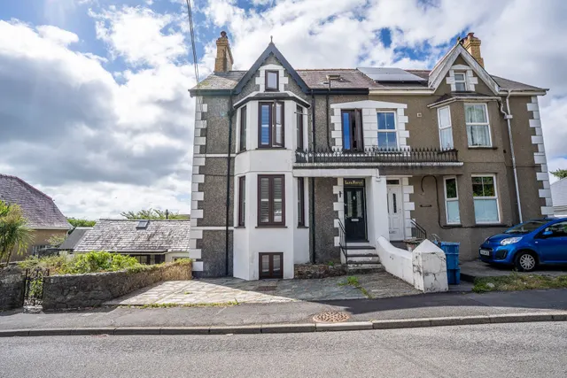 Llys Myfyr, Llanbedrog, Pwllheli, Gwynedd, LL53 7NU, photo 1