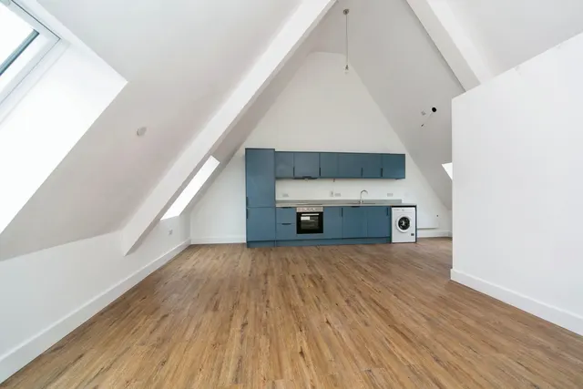 Woodland Road West, Colwyn Bay, LL29, photo 2