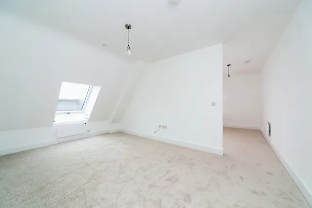 Woodland Road West, Colwyn Bay, LL29, photo 3