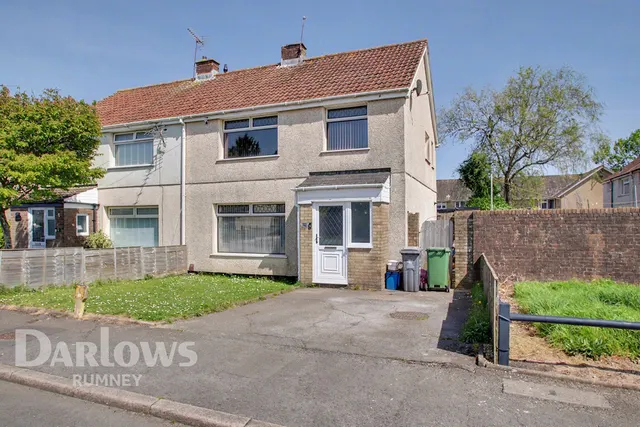 Cemaes Crescent, Cardiff, photo 1