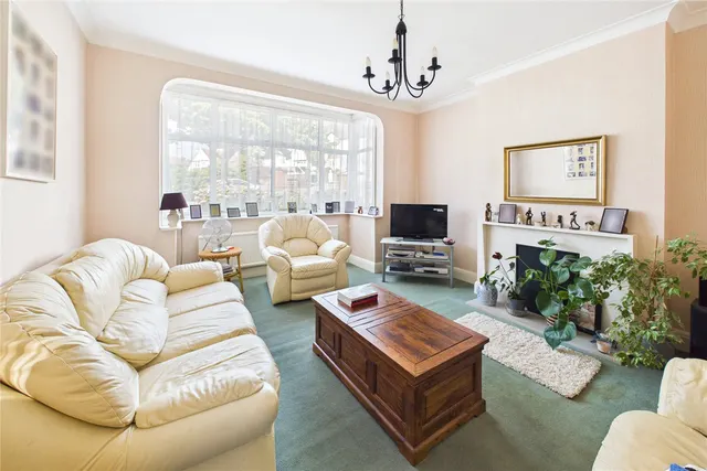 Valleyfield Road, London, SW16, photo 3