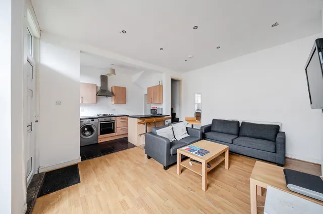 Stanmore View, Burley, LS4, photo 3