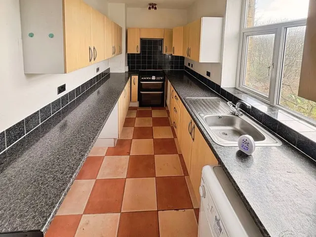 Photo 3 — Manchester Road, Linthwaite, West Yorkshire, HD7