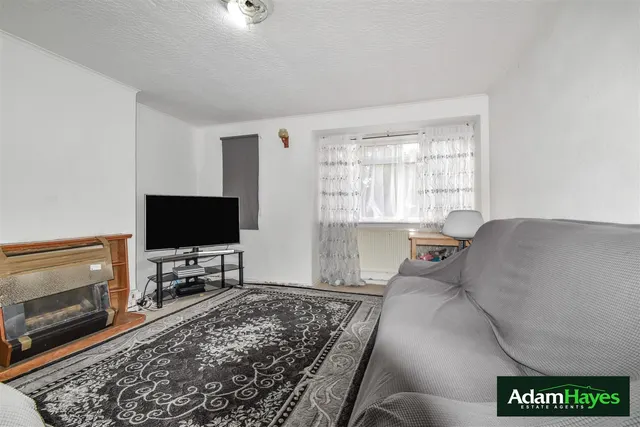 Amberden Avenue, Finchley Central, N3, photo 2