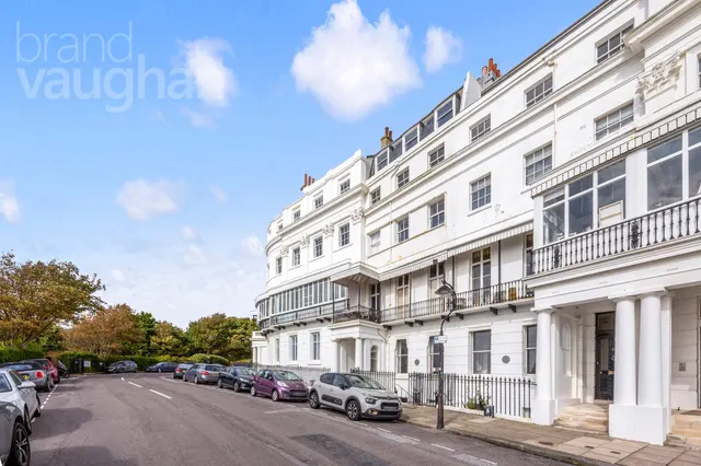 Lewes Crescent, Brighton, BN2, photo 1