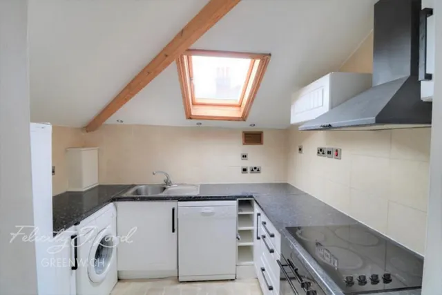Westcombe Hill, photo 2