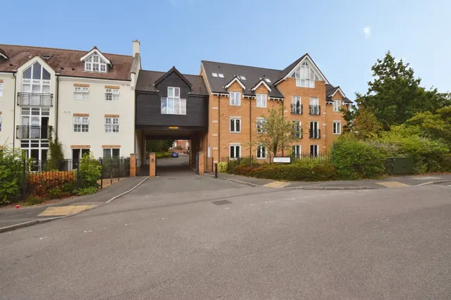 Honeywell Close, Oadby, LE2, photo 1