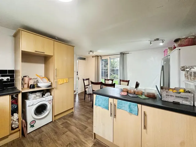 Chesters Avenue, Longbenton, NE12, photo 3