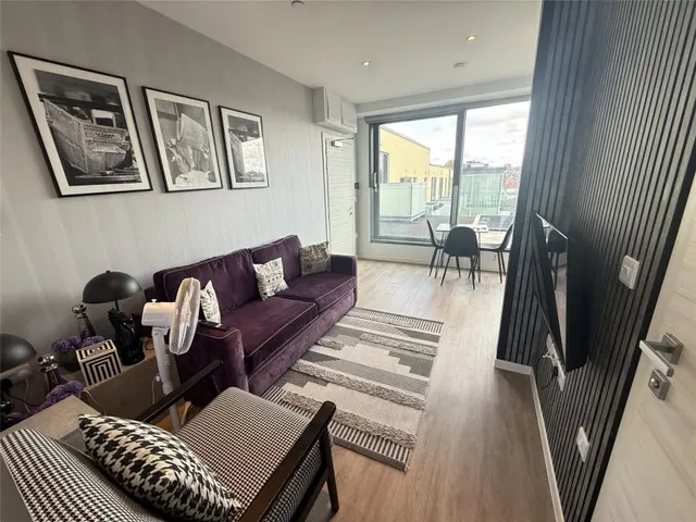 High Street, BR6, photo 2