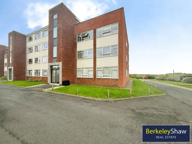 Burbo Bank Road South, Blundellsands, L23, photo 1