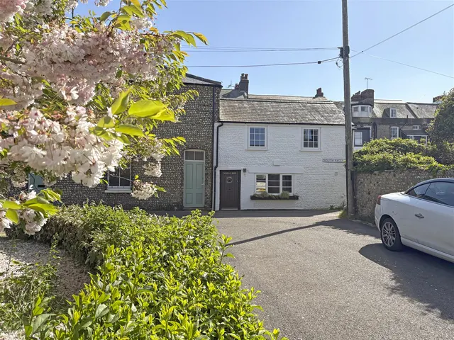 Norfolk Place, Littlehampton, photo 1