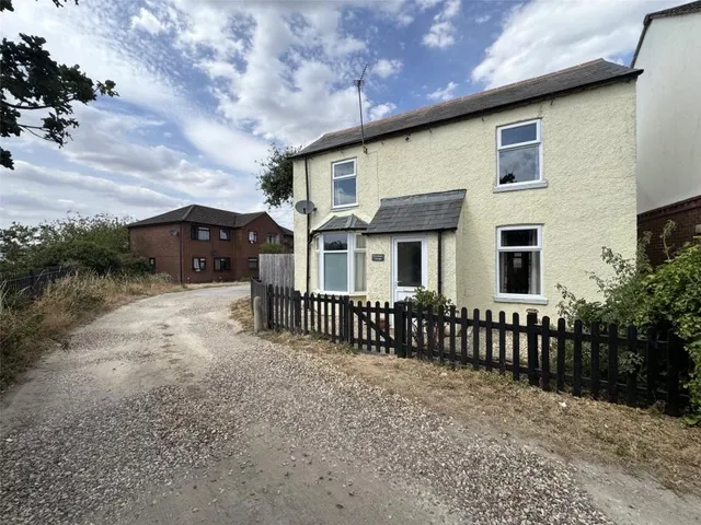 Gordon Road, Newbury, RG14, photo 1