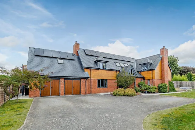 Ernley Drive, Montgomery, SY15, photo 1