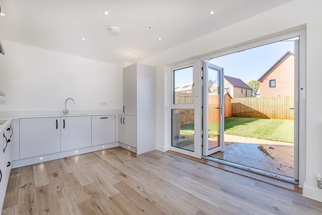 Aynesdale Roundhouse Road, Didcot, OX11, photo 3