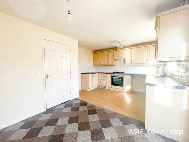 Photo 2 — Asif Kola has sold Damson Grove, Alvaston, Derby, DE24 8YL