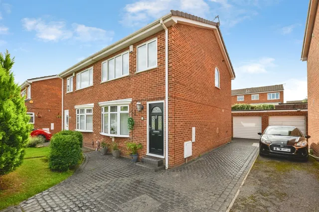 The Glebe, Stockton-On-Tees, photo 1