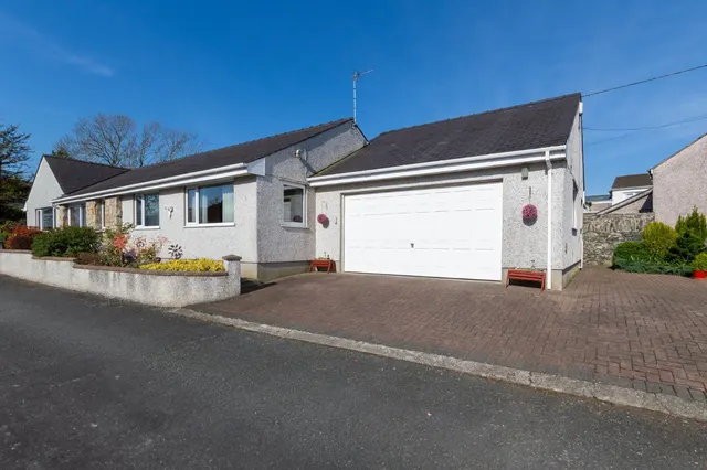 Chapel Street, Newborough, photo 2