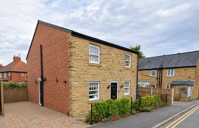 Upper Moor Street, Chesterfield, S40, photo 1