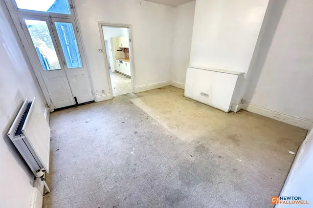 Mountsteven Avenue, Walton, PE4, photo 3
