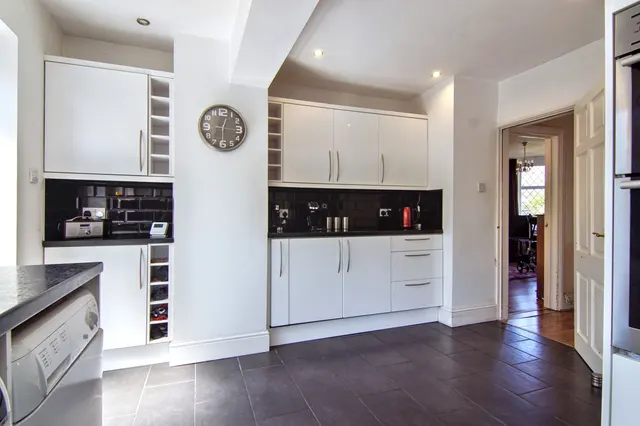 Fir Tree Avenue, Coventry, CV4, photo 3