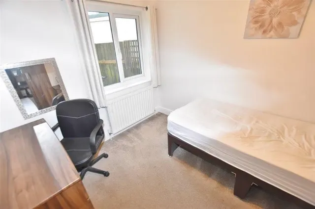 Dunmow Road, Bishops Stortford, CM23, photo 2