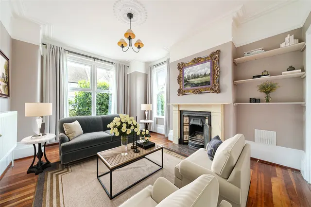 Photo 2 — Northcote Road, DA14