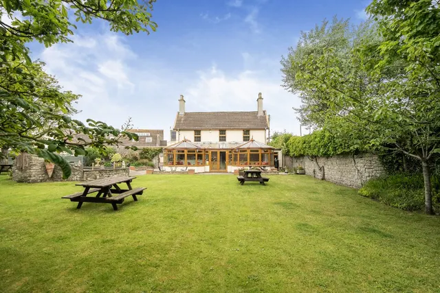 Church Road, TA8, photo 2