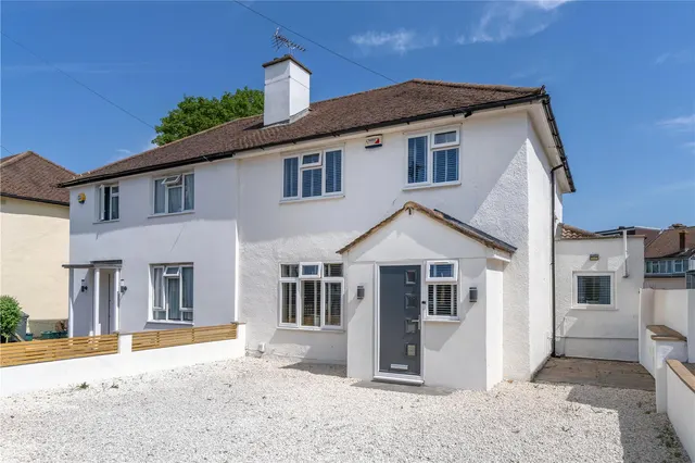 Hanworth Road, Hampton Hill, TW12 3DH, photo 1