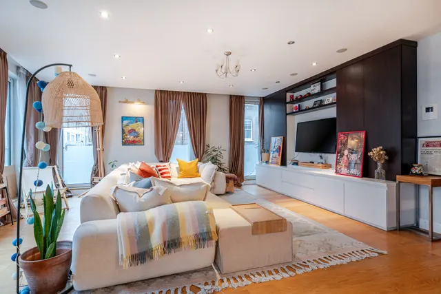 Cope Place, London, W8, photo 1