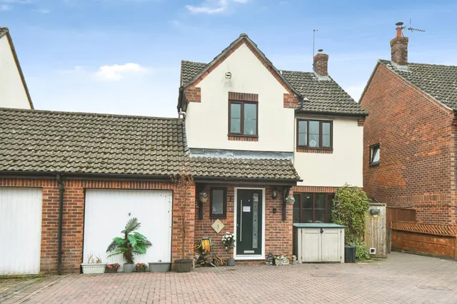 Hatherell Road, Chippenham, photo 1