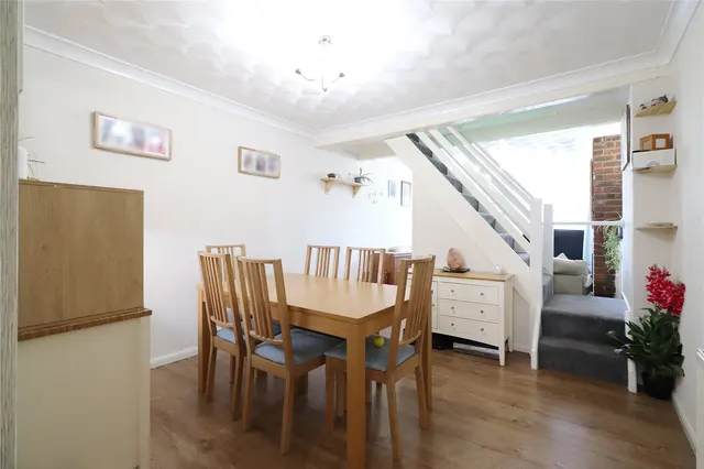 Stanhope Road, Swanscombe, DA10, photo 3