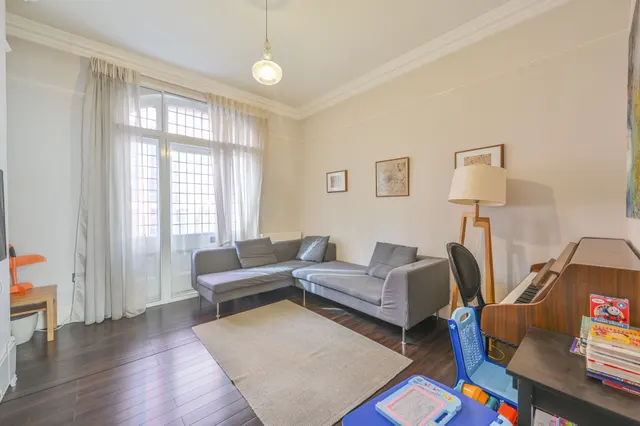 8 Westminster Palace Gardens, Artillery Row, London, photo 1