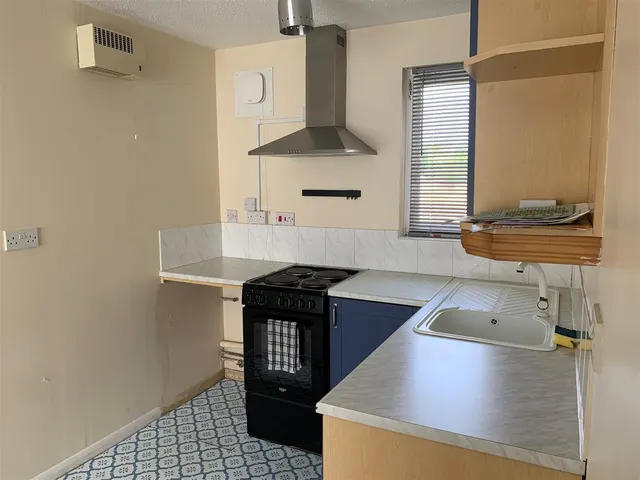Photo 2 — Allington Close, Taunton TA1 2ND