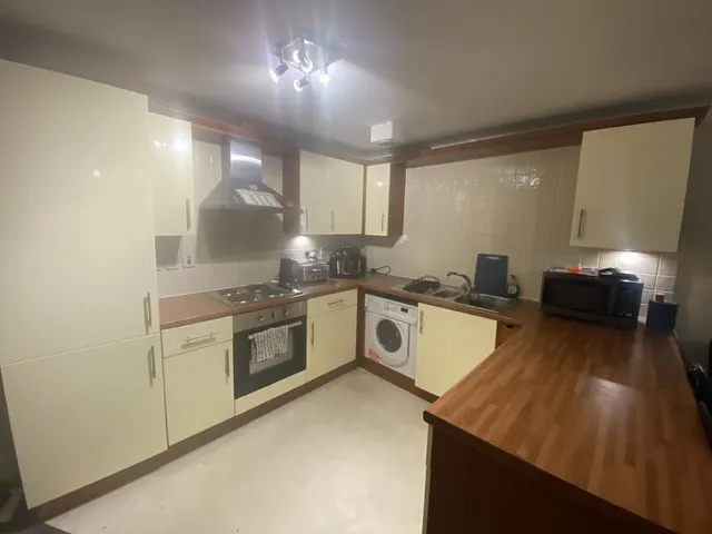 Ellesmere Road, Manchester, M30, photo 3
