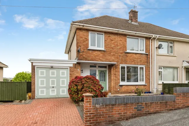 Cae Cotton, Llanelli, SA14, photo 1
