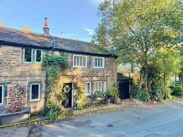 Dobb Top Road, Holmbridge, HD9, photo 1