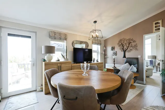 Oak Court, Marston Edge, CV37, photo 3